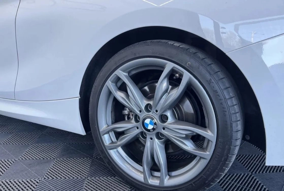 BMW 120 d xDrive Advantage 2016 jantes